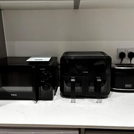 The Cosy - 2 Min Walk To Station Lejlighed