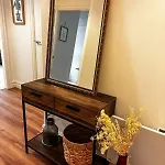 The Cosy - 2 Min Walk To Station Апартаменти *
