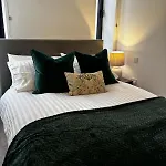 The Cosy - 2 Min Walk To Station