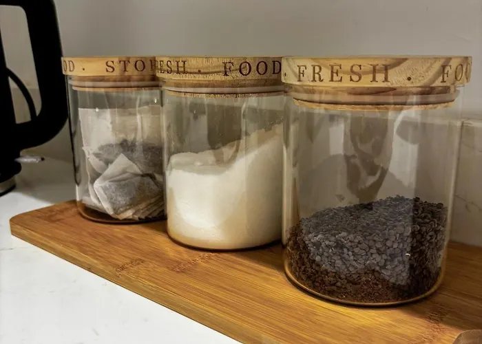 The Cosy - 2 Min Walk To Station شقة ليدز