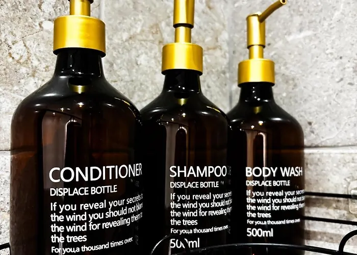 The Cosy - 2 Min Walk To Station *