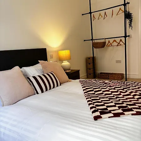 Apartment The Cosy - 2 Min Walk To Station