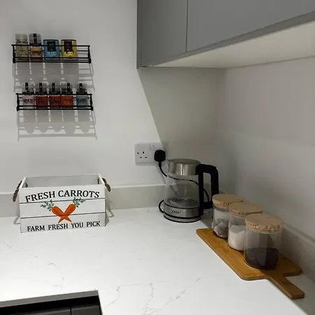 Apartment The Cosy - 2 Min Walk To Station *