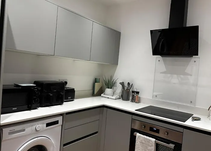 The Cosy - 2 Min Walk To Station * Leeds (West Yorkshire)