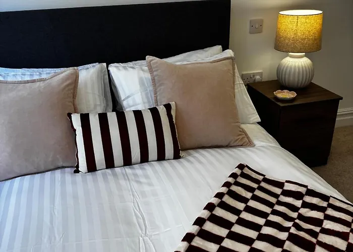 The Cosy - 2 Min Walk To Station Leeds (West Yorkshire)