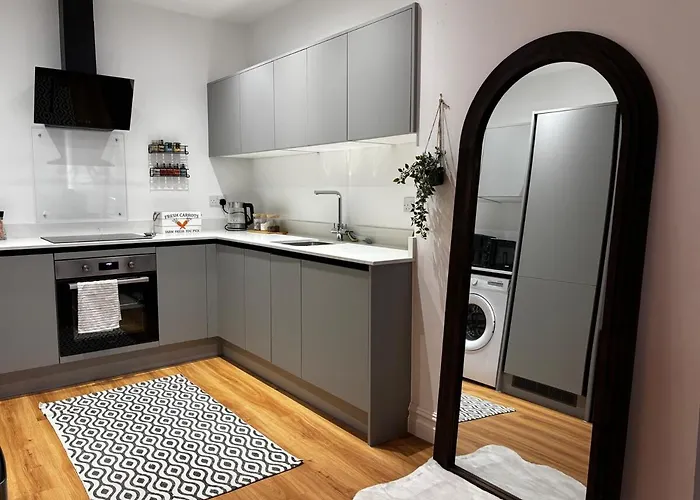 The Cosy - 2 Min Walk To Station Apartment Leeds (West Yorkshire)