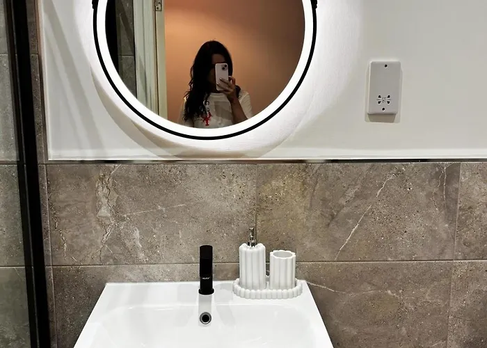 The Cosy - 2 Min Walk To Station Leeds (West Yorkshire)